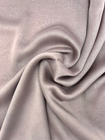 Cargar imagen en el visor de la galería, LILA LUXURY SHINY MOUSSELINE CHIFFON HIJAB | BELA FAZANI
