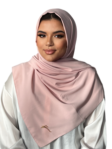 HIJAB EN SOIE DE MEDINE CLASSIQUE ROSE PÂLE | BELA FAZANI