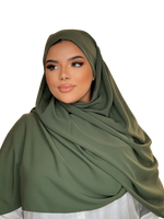 Cargar imagen en el visor de la galería, OLIVE GREEN CLASSIC LUXURY MEDINA SILK HIJAB | BELA FAZANI
