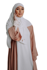 Load image into Gallery viewer, QATAR ROSE ABAYA with WHITE INNER DRESS | BELA FAZANI
