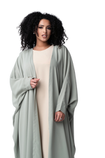 Charger l&#39;image dans la galerie, TASNEEM SIGNATURE KIMONO avec SOUS ROBE | BELA FAZANI
